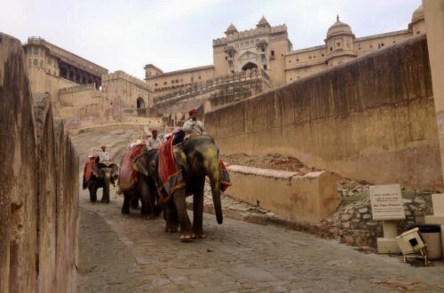 India by train: Jaipur