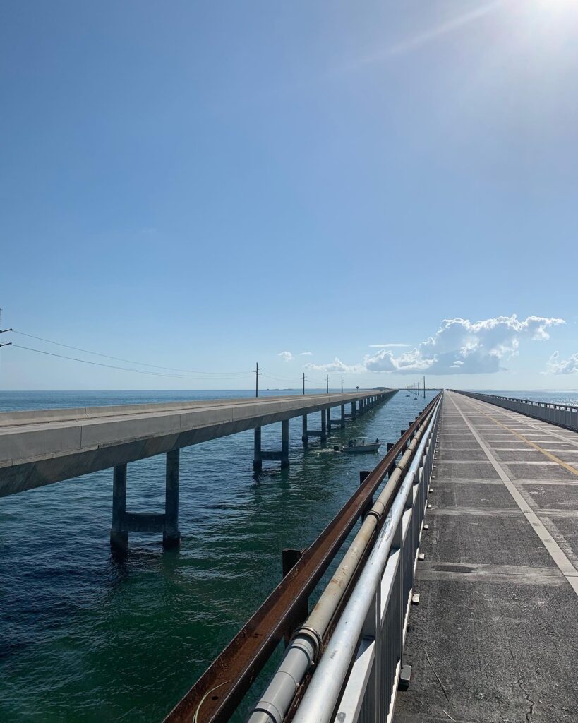 The bridges connecting the Keys 