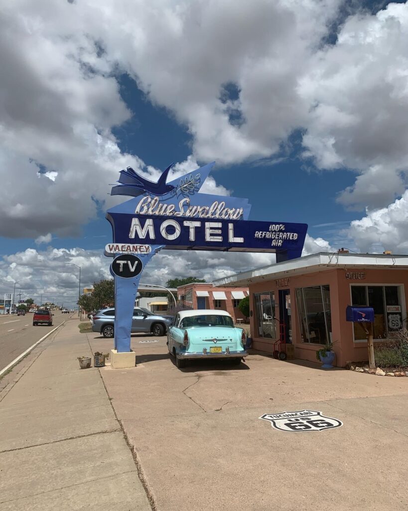 Route 66: Amarillo to Tucumcari. another cool motel in Tucumcari