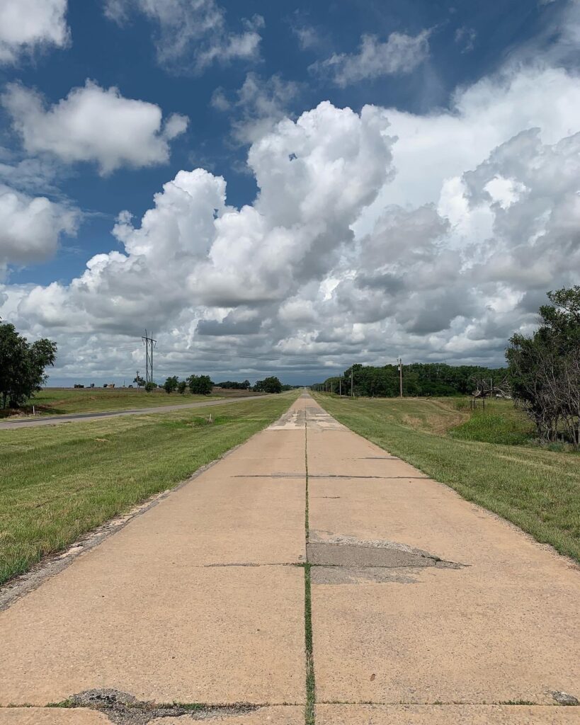 Driving the Historic Route 66: empty roads